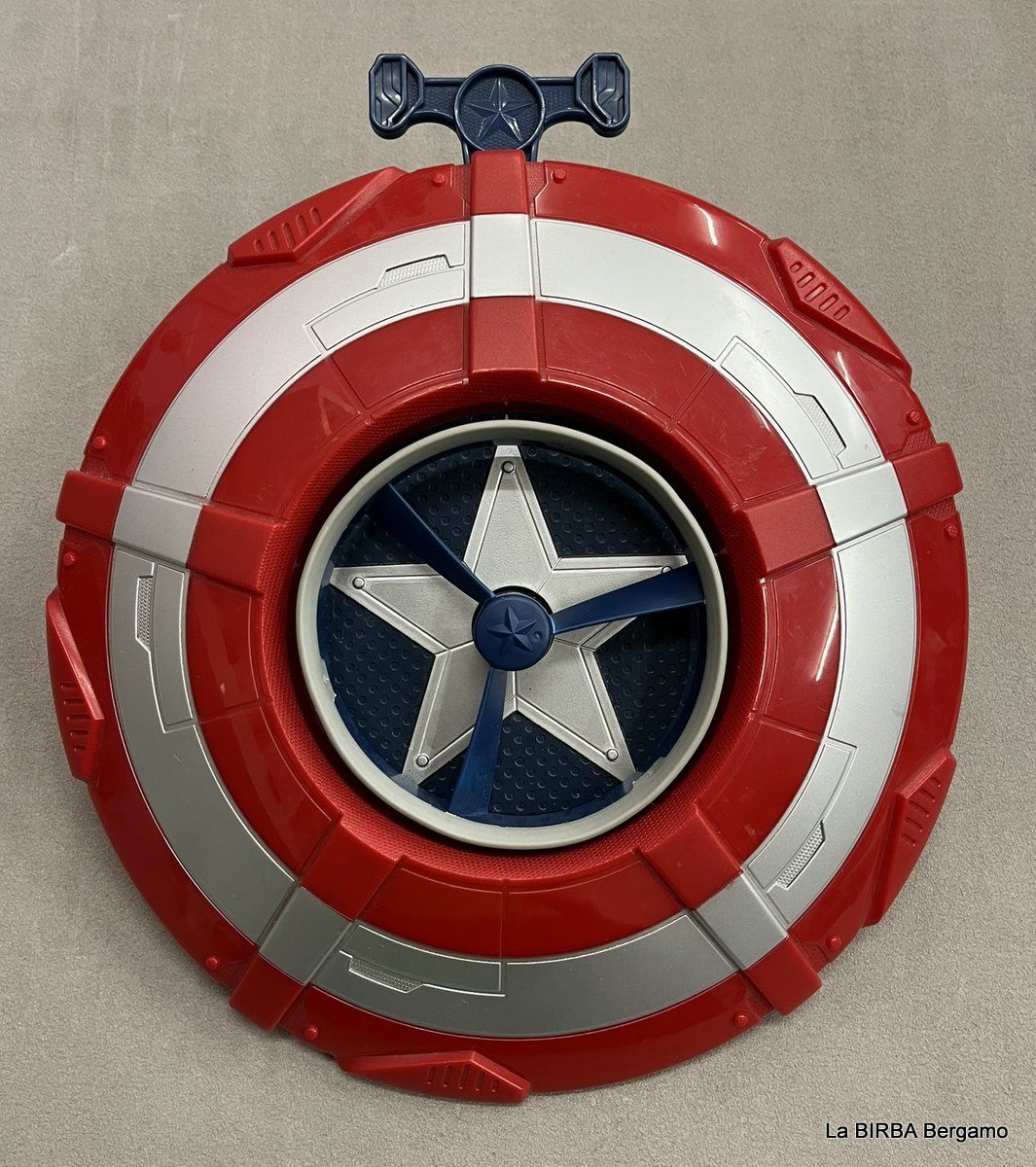 SCUDO CAPITAN AMERICA