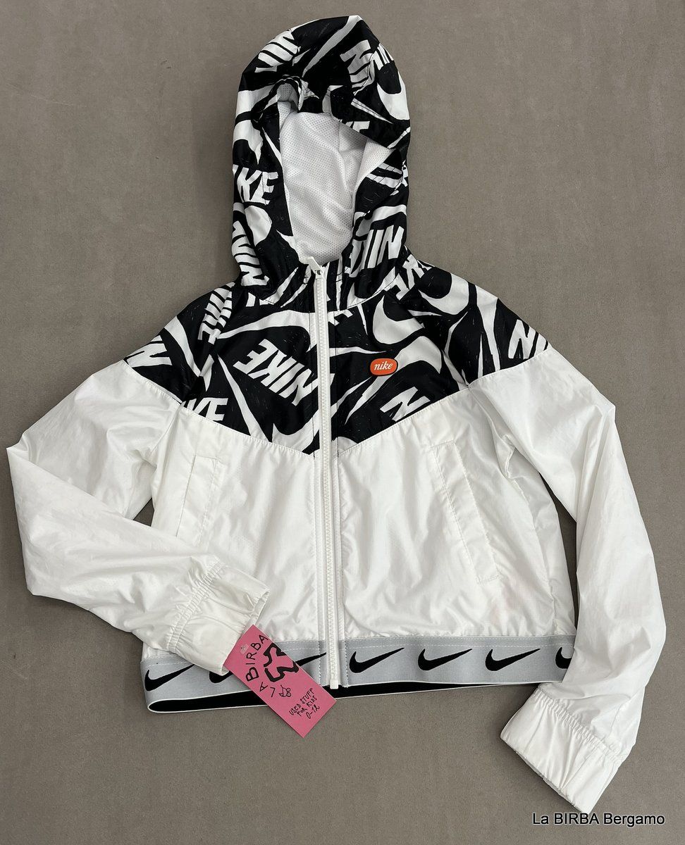 GIUBBINO ANTIVENTO NIKE