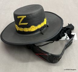 CAPPELLO E CINTURA ZORRO