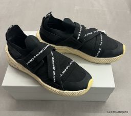 SCARPE VFTS