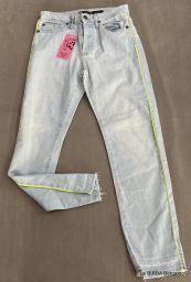 JEANS PLEASE
