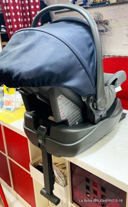 SEGGIOLINO INGLESINA 0-13 HUGGY MULTIFIX CON BASE ISOFIX