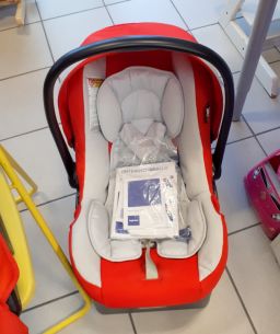 TRIO TRILOGY INGLESINA + BASE OVETTO HUGGY + BORSA