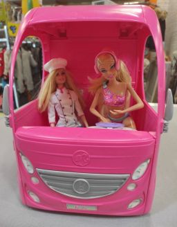 CAMPER SUPERACCESSORIATO C/BARBIE