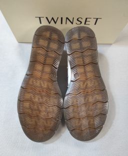 SCARPE PELLE C/OCCHIETTI E BORCHIE TWINSET NUOVE