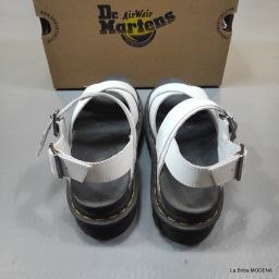 SANDALI DR MARTENS