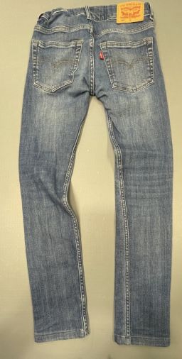 JEANS LEVIS