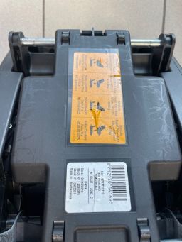 SEGGIOLINO AUTO PEARL BEBE' 0-18 KG CONFORT  CON BASE I-SIXE FAMILY FIX ONE
