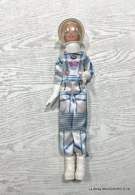BARBIE ASTRONAUTA