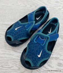 SANDALI NIKE