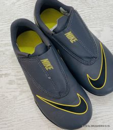 SCARPE CALCETTO NIKE
