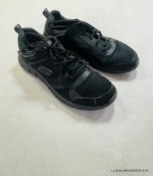 SCARPE SKECHERS