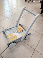 CARRELLINO TROLLEY PRIMIPASSI C/FORMINE LEGNO LITTLE DUTCH *