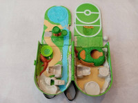 ZAINO CON SET DA GIOCO PORTATILE POKEMON  4+