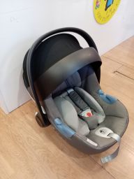 SEGGIOLINO AUTO CYBEX ATOM M I-SIZE CON BASE ISOFI E ADATTAOTORI X PASSEGGINO CYBEX