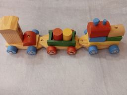 TRENINO IN LEGNO