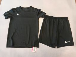 COMPLETO NIKE