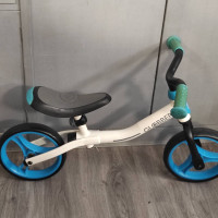 BALANCE BIKE GLOBBER