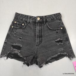 SHORT STRADIVARIUS