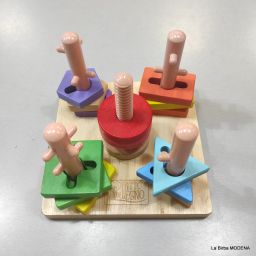 GIOCO INCASTRI FATTO DI LEGNO