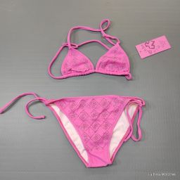 BIKINI GUESS