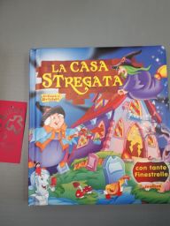LA CASA STREGATA POP UP