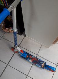 MONOPATTINO SPIDERMAN