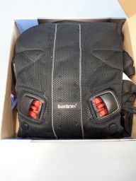 MARSUPIO BABYBJORN TRAFORATO