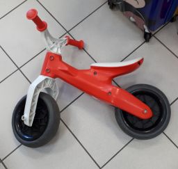 BICICLETTA SENZA PEDALI CHICCO