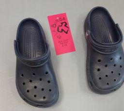 CROCS
