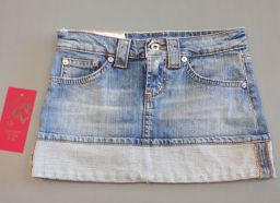 GONNA JEANS DOND UP