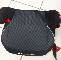 SEDUTA AUTO CON ISOFIX BEBE' CONFORT