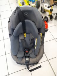 SEGGIOLINO AUTO AXISSFIX  BEBE' CONFORT I-SIZE 61-105 CM