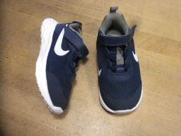SCARPE C/STRAP NIKE NUOVE