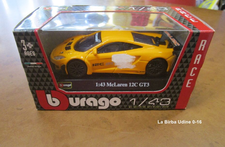 MODELLINO AUTO 1/43 BURAGO