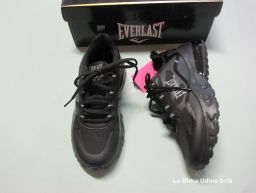 SCARPE EVERLAST MAI USATE