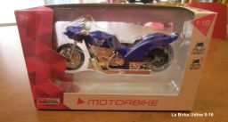 MODELLINO MOTO 1/18 NUOVO