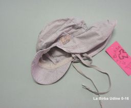 CAPPELLO PICKAPOOH TG 54