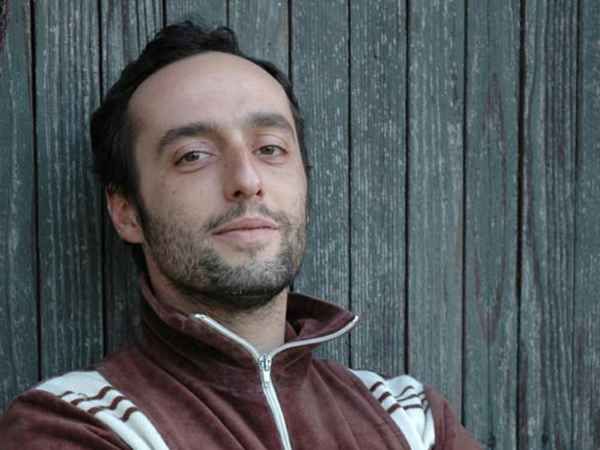 Il 20 novembre 1974 nasce Enrico Brizzi