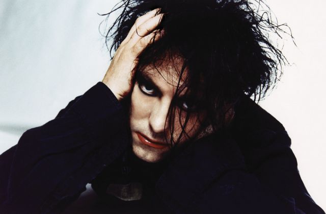 Il 21 aprile 1959 nasce Robert Smith